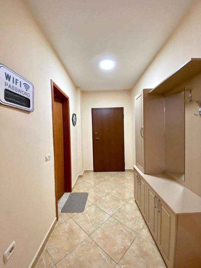 Chlo Apartment 2 Τίρανα Εξωτερικό φωτογραφία