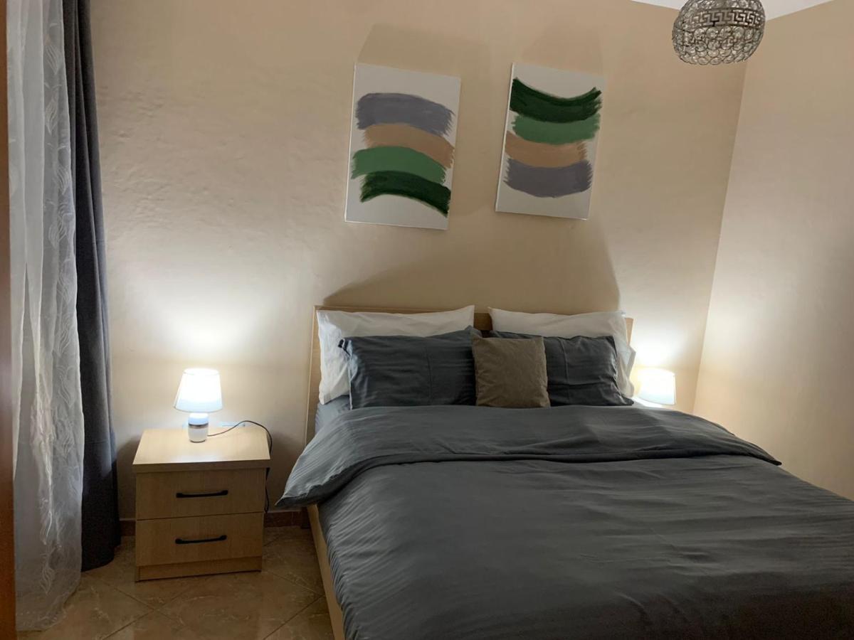 Chlo Apartment 2 Τίρανα Εξωτερικό φωτογραφία